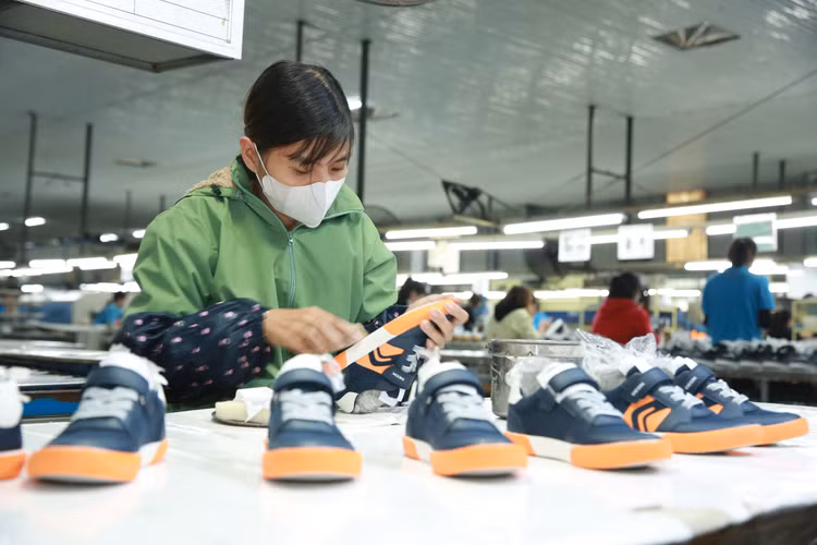 Kim ngạch xuất khẩu năm 2025 ước đạt 449,41 tỷ USD, tăng 18% so với năm 2024. Ảnh: Lê Tiên