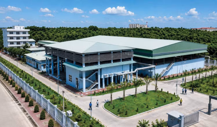 Gói thầu BDCW-01 có giá 292,17 tỷ đồng, mục tiêu là nâng công suất Nhà máy xử lý nước thải Thuận An thêm 20.000 m3/ngày. Ảnh: Công Thành