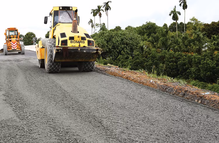 Gói thầu Thi công xây dựng thuộc Dự án Nâng cấp, mở rộng tuyến đường ĐH10.DX (TP. Đà Nẵng) đã chọn được nhà thầu. Ảnh minh họa: Nhã Chi