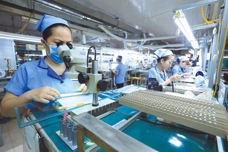 Luật Thuế thu nhập cá nhân số 109/2025/QH15 có hiệu lực thi hành từ ngày 1/7/2026, mang đến nhiều thay đổi về chính sách thuế đối với cá nhân, người lao động. Ảnh: Tuấn Anh