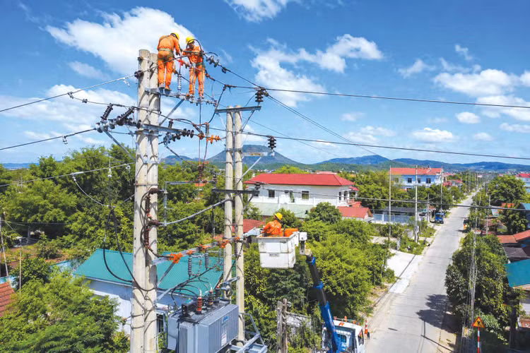 Từ ngày 1/7/2025, tổ chức tham gia hoạt động xây dựng không phải cung cấp chứng chỉ năng lực hoạt động xây dựng khi dự thầu. Ảnh: MH Đồng Xuân