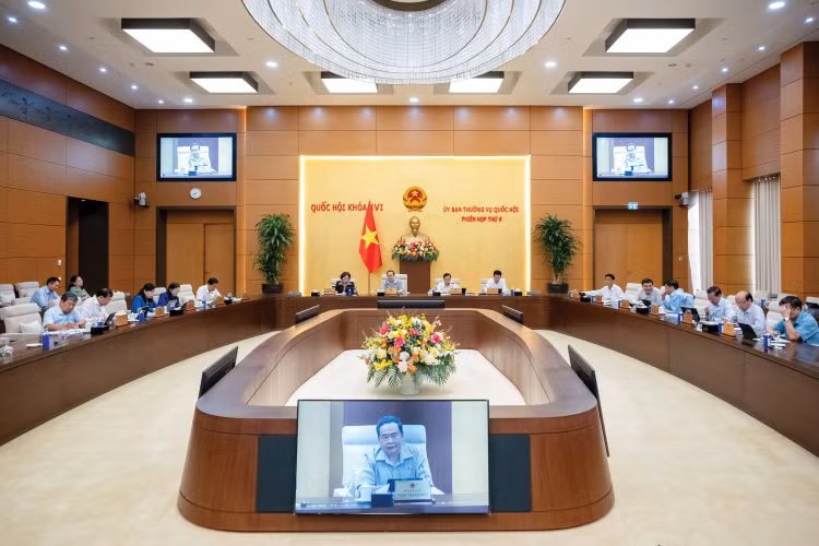Ủy ban Thường vụ Quốc hội cho ý kiến về Dự án Luật sửa đổi, bổ sung một số điều của Luật Sở hữu trí tuệ. Ảnh: Phạm Thắng