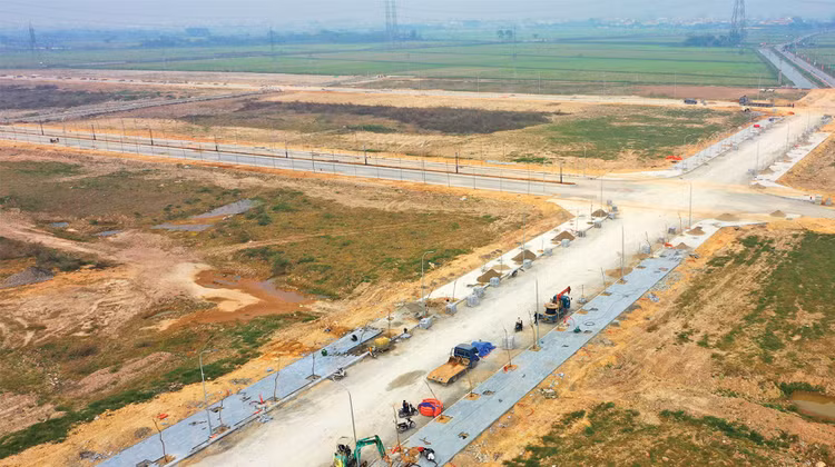 Sơ bộ trong 2 tháng đầu năm 2026, Ninh Bình thu khoảng 2.053,179 tỷ đồng từ đấu giá quyền sử dụng đất. Ảnh: Nguyễn Thuyên
