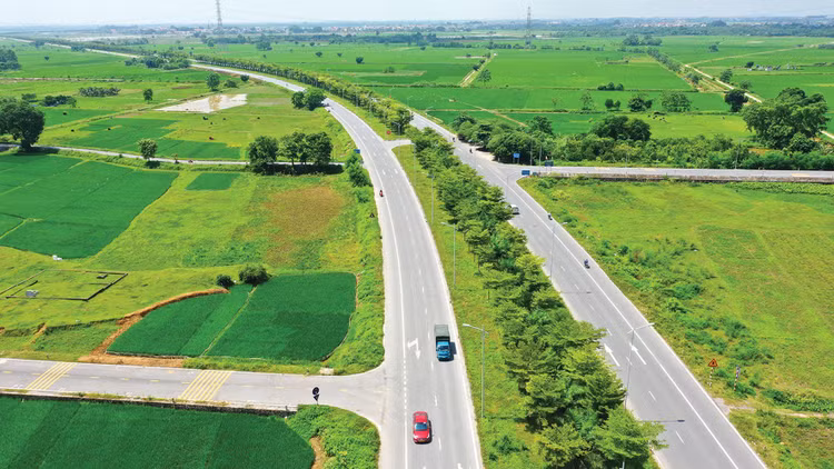 Công khai đăng tải các thông tin về dự án, vị trí, diện tích của quỹ đất thanh toán cho nhà đầu tư là cần thiết nhằm tăng cường giám sát việc thực hiện dự án BT, tránh thất thoát tài sản nhà nước và hạn chế lợi ích nhóm. Ảnh: Lê Khôi