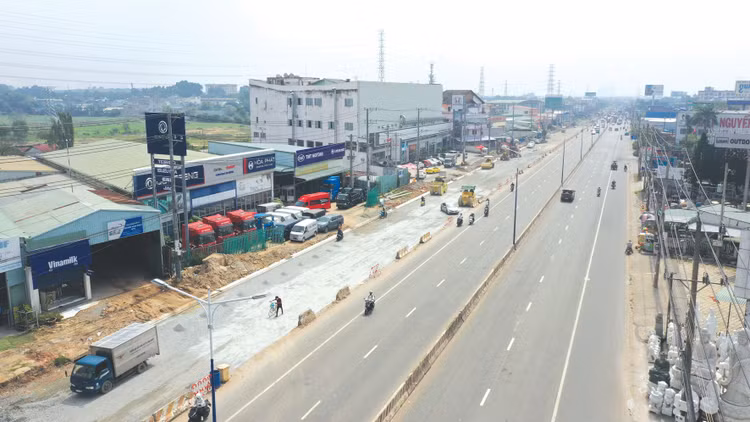 TP.HCM vừa thông qua kế hoạch đầu tư công trung hạn giai đoạn 2026 - 2030 với danh mục dự kiến khoảng 4.383 dự án. Ảnh: Phú An