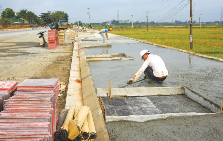 Chủ đầu tư không được đưa ra yêu cầu hợp đồng tương tự đối với hạng mục trong trường hợp gói thầu chỉ gồm công trình hoặc cả công trình và hạng mục theo quy định của pháp luật về xây dựng. Ảnh minh họa: Nhã Chi