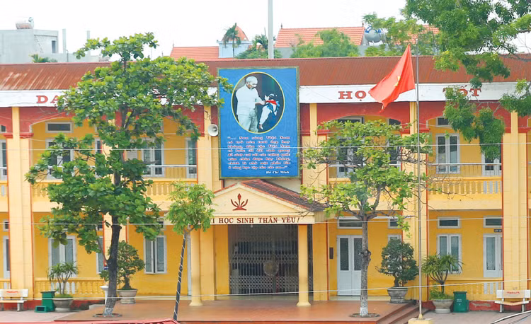 Gói thầu số 01 thuộc Dự án Xây dựng nhà học 2 tầng 8 phòng, nhà đa năng Trường THCS Đồng Thành, xã Quang Đồng (tỉnh Nghệ An) chỉ có 1 nhà thầu tham dự. Ảnh minh họa: Nhã Chi