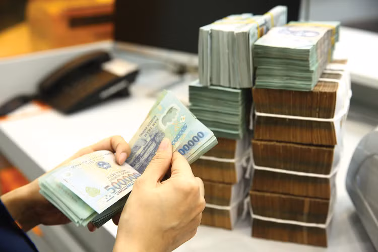 Tháng 1/2026, thu nội địa ước đạt 341,7 nghìn tỷ đồng, tăng 17,6% so cùng kỳ năm 2025. Ảnh: Nhã Chi