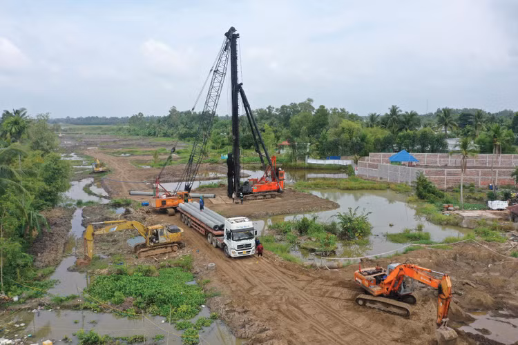 Việc chỉ định thầu phải bảo đảm tuân thủ quy định về trường hợp, điều kiện áp dụng hình thức chỉ định thầu, chỉ định nhà đầu tư hoặc lựa chọn nhà thầu, nhà đầu tư trong trường hợp đặc biệt. Ảnh: Lê Tiên