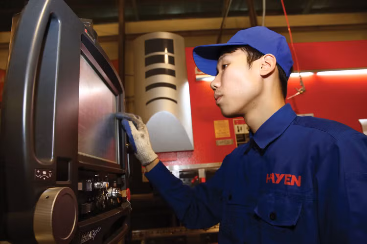 Việc bổ sung chính sách phát triển hệ sinh thái hỗ trợ phát triển doanh nghiệp nhỏ và vừa được kỳ vọng giúp doanh nghiệp trong nước nâng cao năng lực cạnh tranh, đổi mới sáng tạo, tham gia chuỗi giá trị, mở rộng thị trường và phát triển bền vững. Ảnh: Tiến Giang