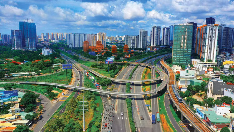 TP.HCM đặt mục tiêu hoàn thành 255 km metro giai đoạn 2026 - 2030 và nâng tổng chiều dài toàn mạng lưới lên 532 km vào năm 2035. Ảnh: Tiên Giang