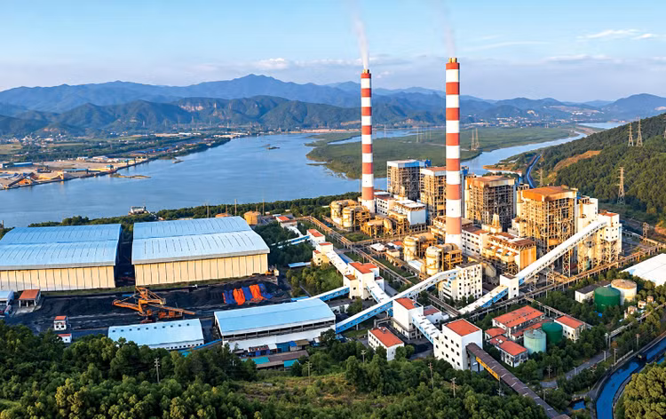 Công ty CP Nhiệt điện Quảng Ninh ghi nhận 94,7 tỷ đồng lợi nhuận trước thuế quý III/2026, tăng 129,3% so với cùng kỳ năm ngoái. Ảnh: Đỗ Giang