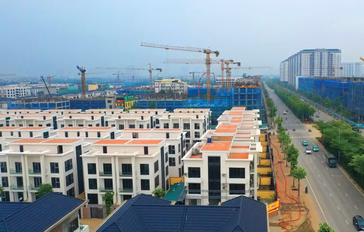 Thực tiễn thời gian qua cho thấy, có những dự án chỉ mất vài tháng để tìm được nhà đầu tư, nhưng lại mất nhiều năm để hoàn tất thủ tục pháp lý. Ảnh: Tiên Giang
