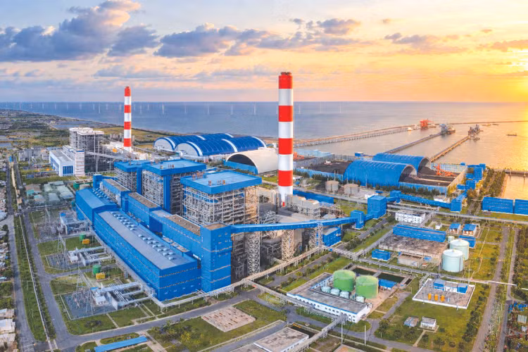 Gói thầu 04EC-MCKTDH3-2026 Thiết kế và thi công xây dựng mở rộng mái che kho than Nhà máy Nhiệt điện Duyên Hải 3 phát sinh nhiều đề nghị làm rõ. Ảnh: Phúc An