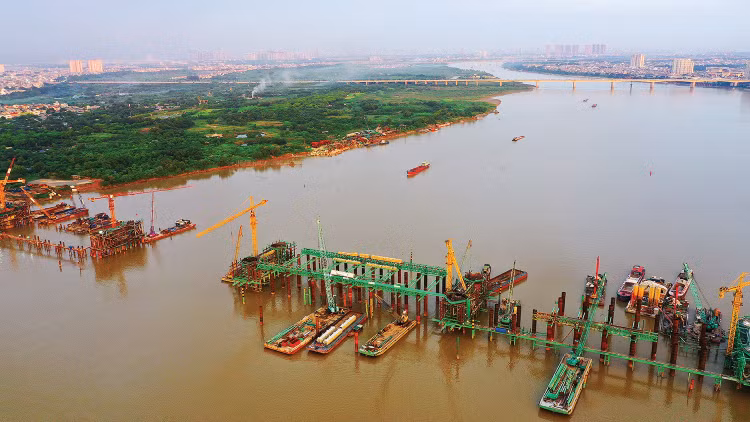 Đến ngày 24/9/2026, giải ngân vốn đầu tư công nguồn ngân sách nhà nước đạt 567.776,1 tỷ đồng, tương ứng 55,5% kế hoạch vốn Thủ tướng Chính phủ giao. Ảnh: Lê Tiên