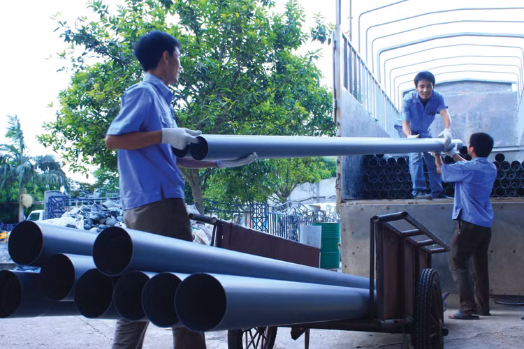 Hộ kinh doanh có những lợi thế riêng giúp ra quyết định nhanh, linh hoạt, thích ứng với các gói thầu đơn giản, quy mô nhỏ. Ảnh: Thanh Tùng