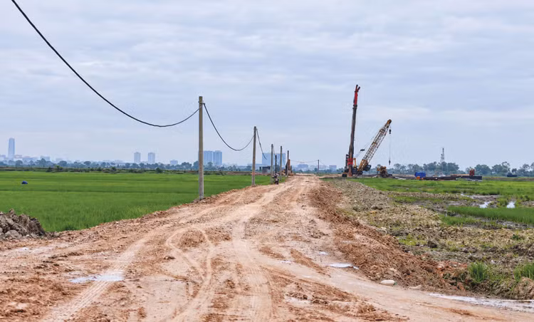 Công ty CP Tập đoàn Đồng Tâm bị chấm dứt hợp đồng đối với phần công việc đảm nhận trị giá hơn 193 tỷ đồng tại Gói thầu số 21 thuộc Dự án Đường Tố Hữu nối dài đi sân bay Phú Bài. Ảnh: Hoài Nhân