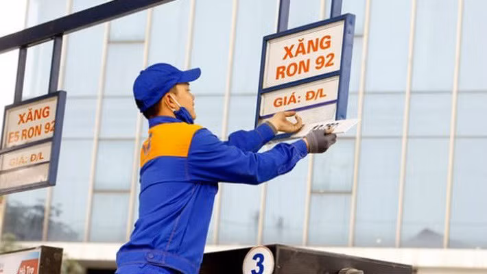 Ảnh hưởng từ đợt điều chỉnh giảm giá xăng, dầu đã làm CPI tháng 11 giảm