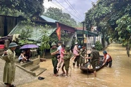 Thủ tướng yêu cầu trước 15h hôm nay phải hoàn thành sơ tán dân cư tại khu vực nguy hiểm.