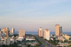 Đến cuối tháng 7 và tháng 8/2025 vừa qua, đợt “sốt nhẹ” nhưng tiếp tục đẩy giá đất ven biển Đà Nẵng tăng thêm khoảng 20% đến 100% (từ 100-350 triệu đồng/m2)