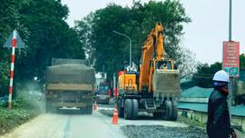3 gói thầu cải tạo, nâng cấp các tuyến đường tại xã Liên Minh được mời thầu lại có tổng giá trị hơn 32 tỷ đồng. Ảnh minh họa: Nhã Chi