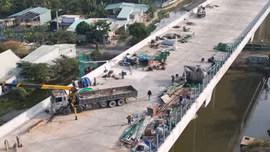 Dự án thành phần 1 Vành đai 3 TP.HCM phải hoàn thành kỹ thuật vào ngày 30/4/2026 và hoàn thành toàn bộ Dự án vào 30/6/2026. Ảnh: Song Lê