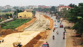 Gói thầu Xây dựng thuộc Dự án Nâng cấp các tuyến hẻm trên địa bàn các ấp (thuộc xã Long Thới cũ) yêu cầu nhà thầu có biện pháp thi công tất cả các công tác của tất cả các hạng mục. Ảnh minh họa: Hương Bình