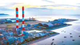 Các nhà máy nhiệt điện than vẫn đóng vai trò quan trọng trong hệ thống điện quốc gia. Ảnh: Hà Minh