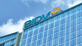 Yêu cầu về kinh nghiệm thực hiện hợp đồng tương tự tại hồ sơ mời thầu ấn định giá trị từng hạng mục chi tiết. Ảnh minh họa: NC st