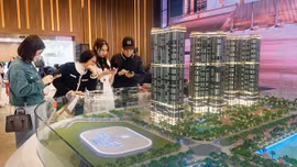 Nếu lựa chọn được nhà thầu cho Gói thầu số 1, có thể tổ chức cho hơn 6.000 môi giới bất động sản tham gia thi sát hạch cấp chứng chỉ. Ảnh minh họa: Nhã Chi