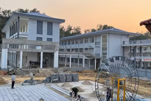 Gói thầu số 08 (xây lắp): Nội dung chi phí xây dựng (không bao gồm các hạng mục: hệ thống PCCC, hệ thống xử lý nước thải và công trình công nghiệp)