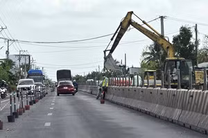 Gói thầu Hoàn thiện, nâng cấp, sửa chữa mặt đường số 10, đường số 6 và đoạn cuối đường số 10 đến đường số 7 tại Khu công nghiệp Trà Nóc 2 