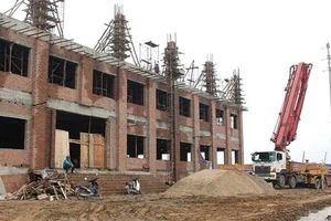 Gói thầu số 06 Thi công xây dựng + thiết bị 