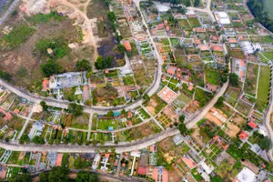 Gói thầu 12 Thi công san nền thuộc dự án Chỉnh trang đô thị khu vực Tổ dân phố Yên Ninh 6, phường Yên Bái (Giáp Khu đô thị Hạnh Phúc) 