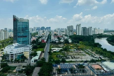 Nhiều chủ đầu tư sau giai đoạn sử dụng đòn bẩy tài chính cao buộc phải bán ra những tài sản từng được xem là của “để dành”. Ảnh: Gia An