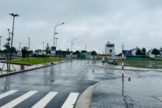 Ở phân khúc đất nền, lượng tiêu thụ trong năm 2025 tăng khoảng 69% so với năm 2024, dù nguồn cung sơ cấp chỉ tăng nhẹ 2% và vẫn ở mức thấp so với giai đoạn trước năm 2022. Ảnh: Bảo An