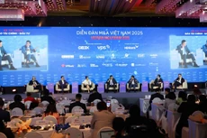 Phiên thảo luận do ông Seck Yee Chung, Luật sư điều hành Baker McKenzie điều phối. Ảnh: Lê Toàn