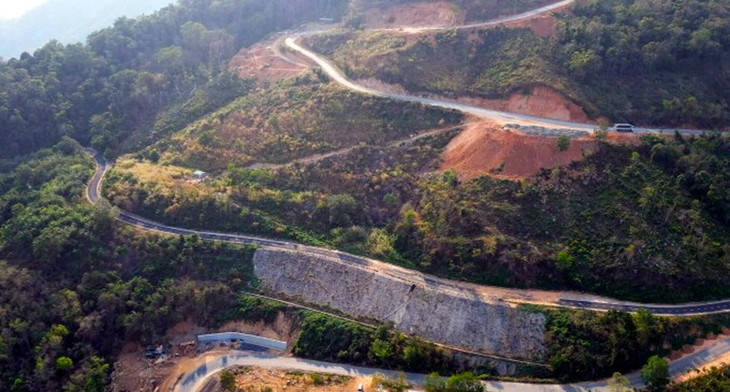 Quốc lộ 28B đoạn qua đèo Đại Ninh (Lâm Đồng) đang trong quá trình thi công nâng cấp 05-4.jpg