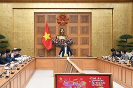 Phó Thủ tướng đề nghị Bộ Công Thương tính toán kéo dài thời gian tổ chức Hội chợ từ 5 ngày lên 1 tuần để tạo điều kiện cho người tiêu dùng trong nước, người nước ngoài tham quan, mua sắm, qua đó tăng hiệu quả tổ chức Hội chợ - Ảnh: VGP/Hải Minh