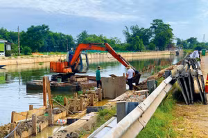 Giá nhân công, vật tư, vật liệu tăng cao khiến nhiều nhà thầu gặp khó khăn tại các gói thầu giao thông áp dụng loại hợp đồng theo đơn giá cố định, trọn gói. Ảnh minh họa: Phúc An