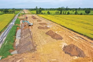 Lựa chọn nhà thầu tư vấn Dự án cao tốc Châu Đốc - Cần Thơ - Sóc Trăng đoạn qua Cần Thơ
