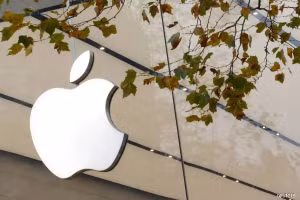 Giá trị vốn hóa Apple lần đầu chạm mốc kỷ lục 5.000 tỷ USD