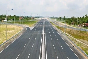 Ninh Bình: Mở gói thầu xây lắp 127 tỷ đồng thuộc Dự án tuyến đường song hành Quốc lộ 21