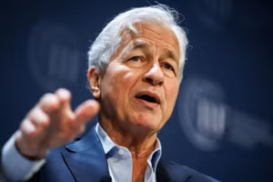 CEO JPMorgan: Thị trường đang coi thường rủi ro, không nên mua cổ phiếu hay trái phiếu ở mức giá hiện tại