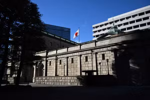 BOJ phát tín hiệu siết chính sách tiền tệ khi đồng Yên chạm đáy