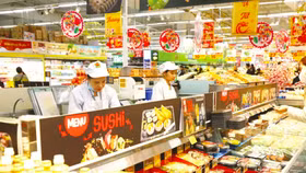 Cần xử lý nghiêm tình trạng đầu cơ, găm hàng, thao túng giá. Ảnh: Nhã Chi