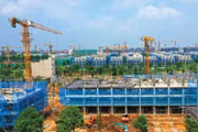 Nhiều chủ đầu tư đang chủ động “xoay trục” sang sản phẩm có nhu cầu thực để thu hút dòng tiền từ người mua nhà. Ảnh: Lê Tiên