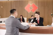 IFRS là một yếu tố đáp ứng nhu cầu niêm yết trên thị trường quốc tế, tạo điều kiện thuận lợi để doanh nghiệp huy động vốn với chi phí thấp. Ảnh: Techcombank