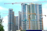 Việc thu hút nhà thầu xây dựng nước ngoài có công nghệ hiện đại, kỹ thuật tiên tiến giúp nâng cao chất lượng công trình. Ảnh: Lê Tiên