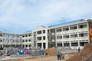 Gói thầu Thi công xây dựng Trường Tiểu học thị trấn Vĩnh Thạnh có giá 48,107 tỷ đồng. Minh họa: Phú An